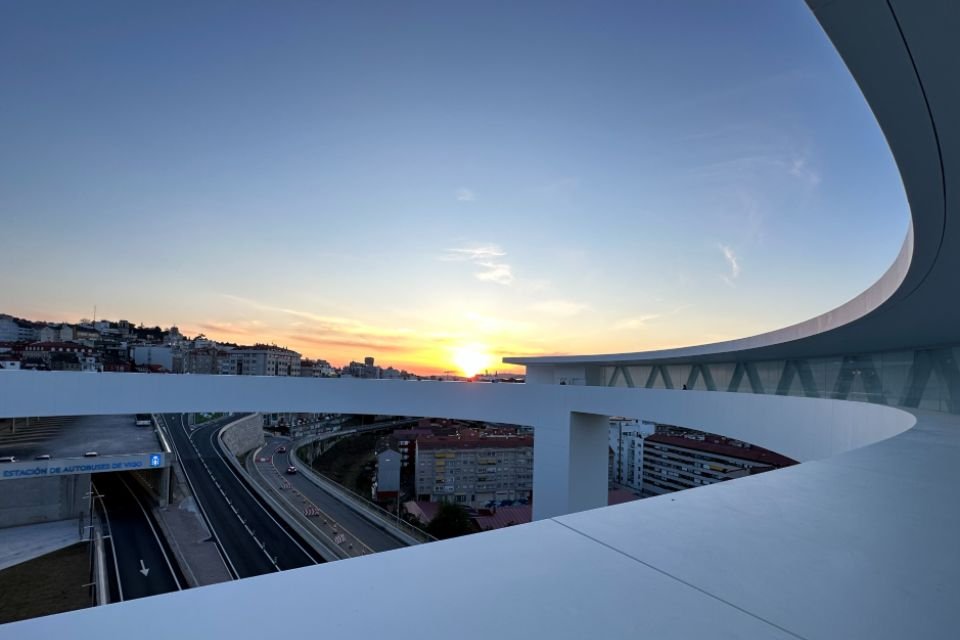 Sky bridge