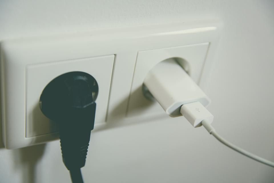 Plugs sockets